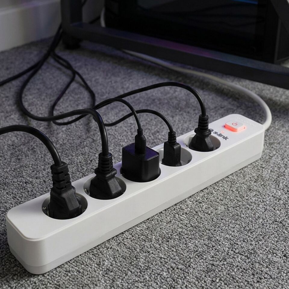 S-Link SPG501S Anahtarlı 5'Li Akım Korumalı Priz