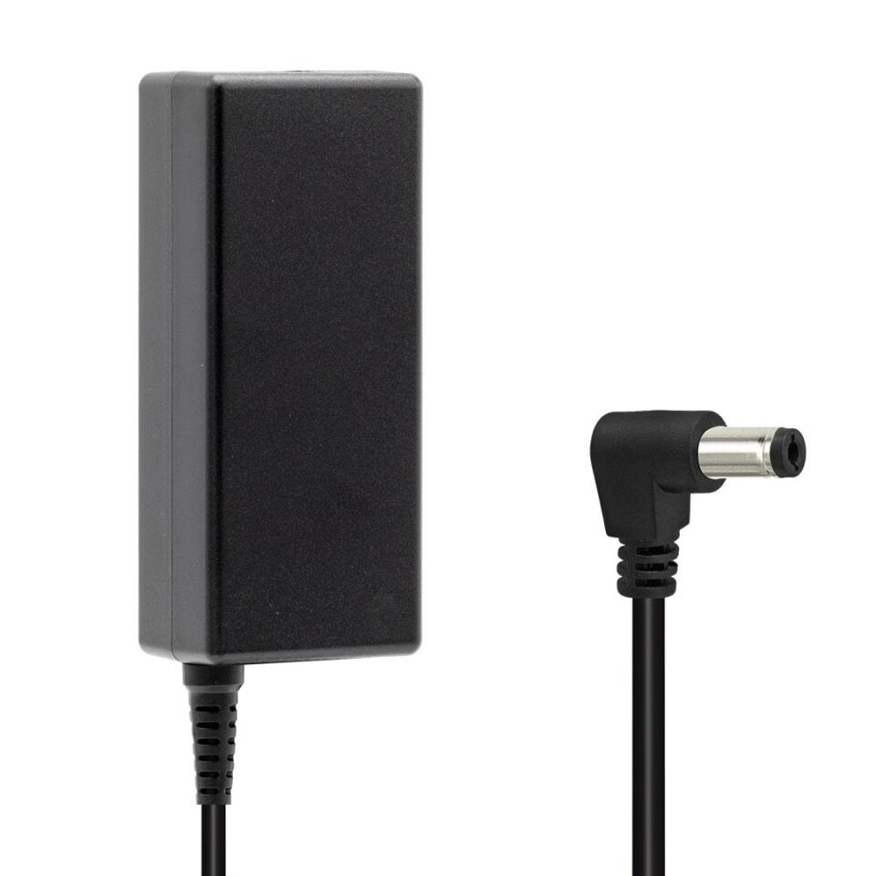 Powermaster PM-14055 12 Volt 5 Amper 5.5x2.5 Mm Uçlu Adaptör