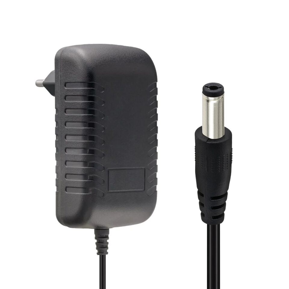 Weko 18 Volt 1 Amper Priz Tip 5.5x2.5 Uç Adaptör