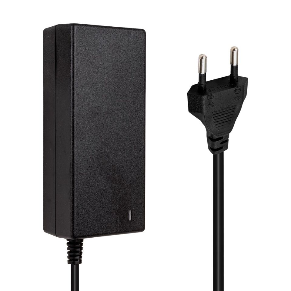 Weko 12.6 Volt - 3 Amper 5.5x2.5 Uçlu Yerli Üretim Li-ion Batarya Şarj Adaptörü